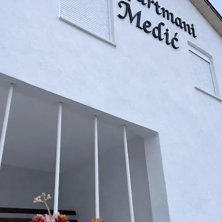 Medic * Drače